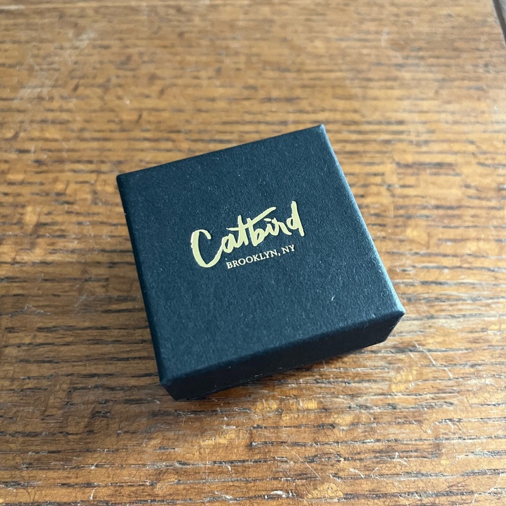 Catbird Ring or Earring Jewelry Box